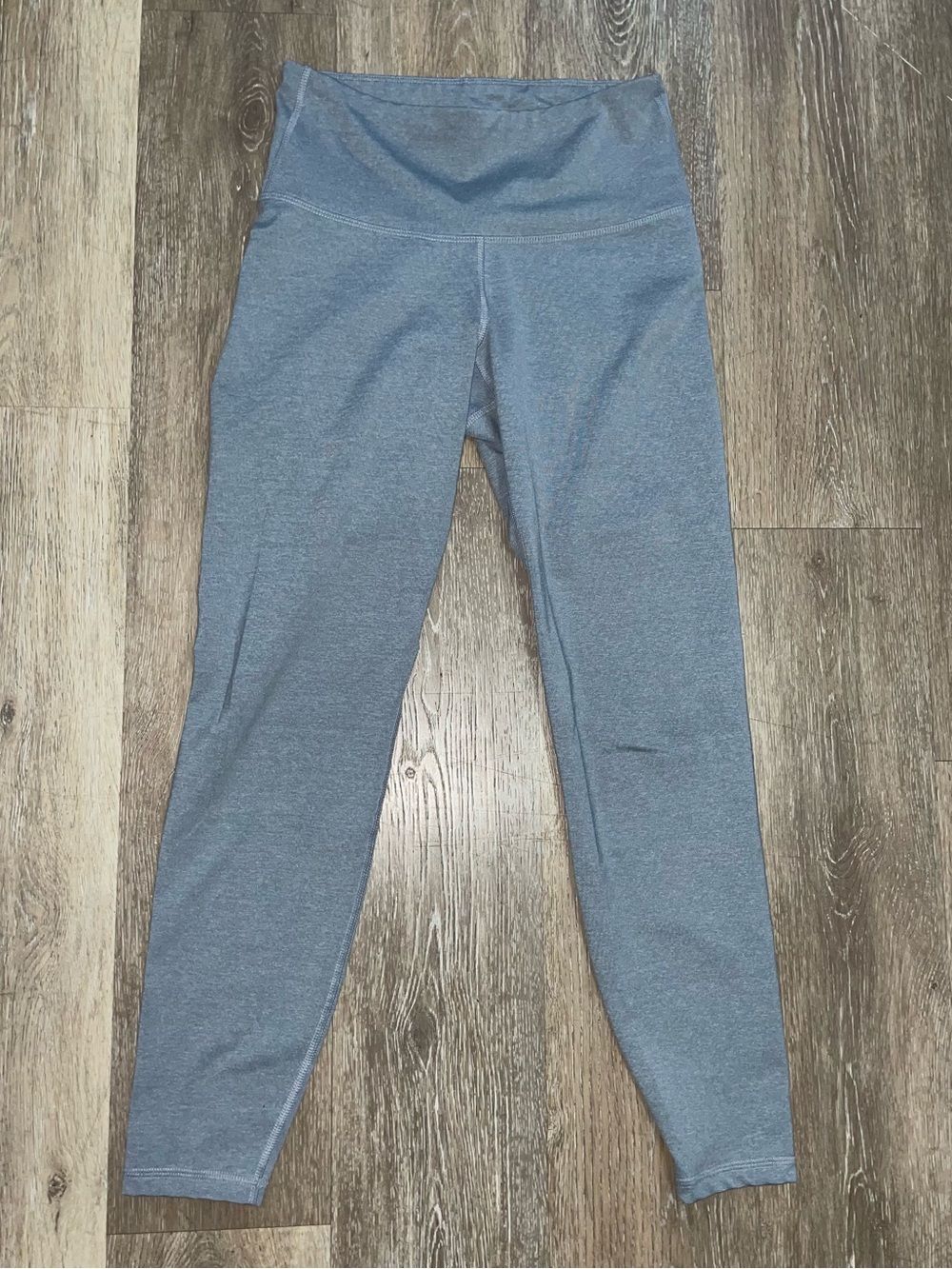 Old Navy Active Elevate Light Gray Leggings